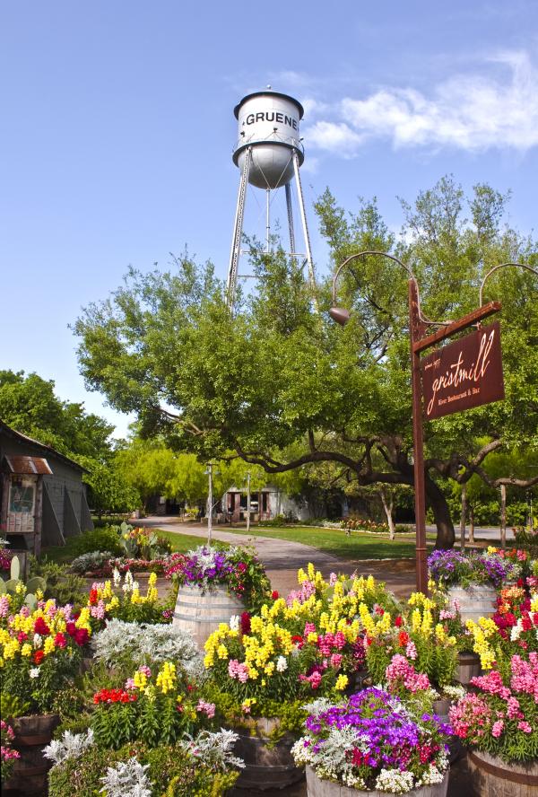 30 Best Places to Visit in Texas - Gruene Historic District, New Braunfels