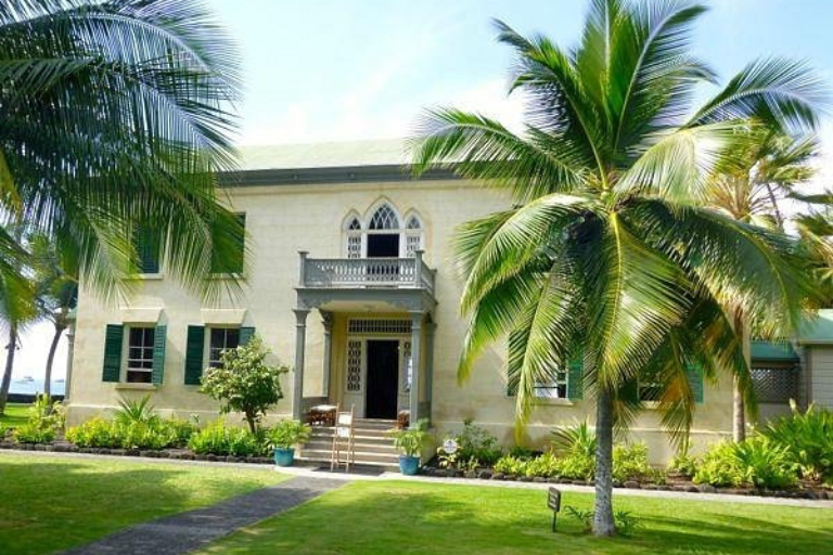 Best Places To Visit In Hawaii - Hulihee Palace