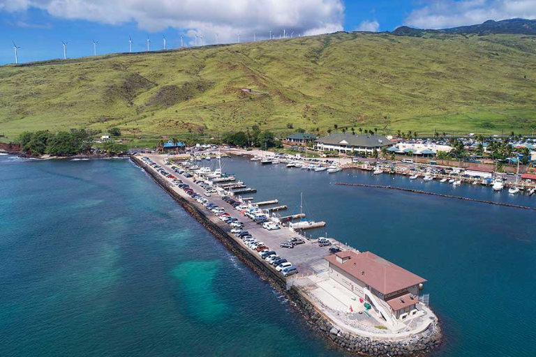 Best Places To Visit In Hawaii - Maalaea Harbor