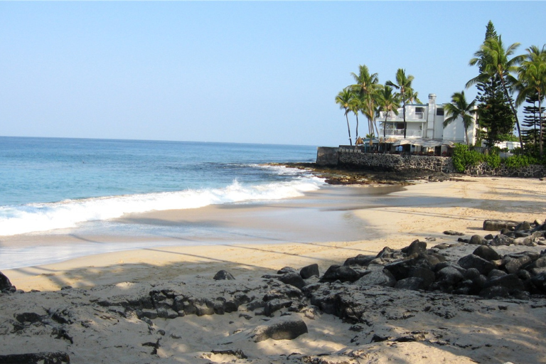 Best Places To Visit In Hawaii - Magic Sands Beach