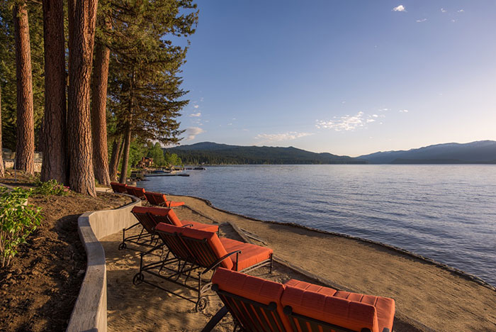 Best Places To Visit In Idaho - Payette Lake