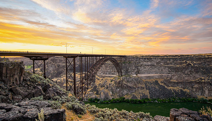 Best Places To Visit In Idaho - Perrine Bridge