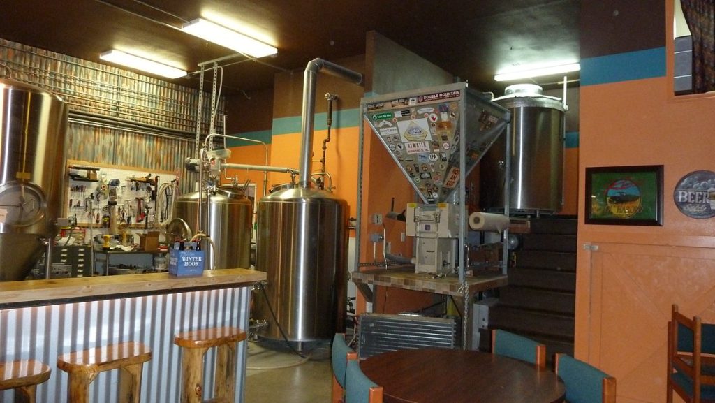 Best Places To Visit In Idaho - Riverport Brewing Company