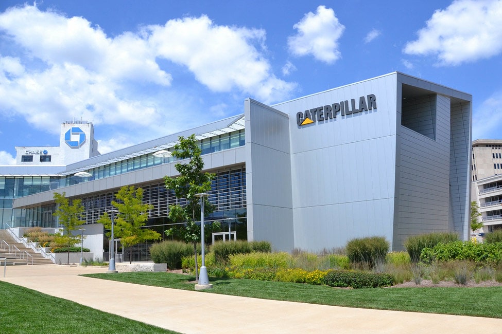 Best Places To Visit In Illinois - Caterpillar Visitors Center