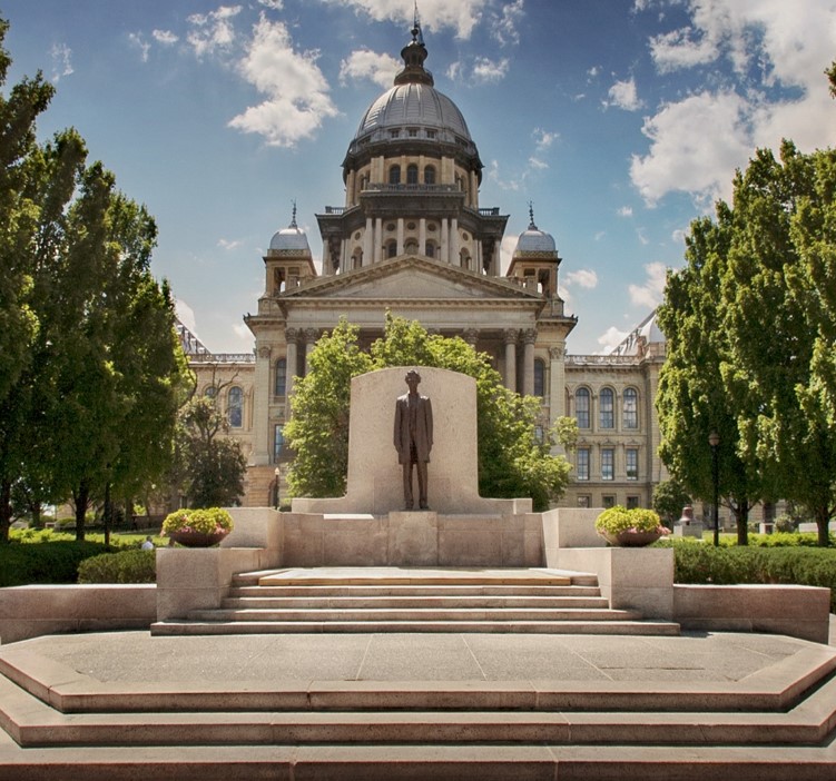 Best Places To Visit In Illinois - Illinois State Capitol